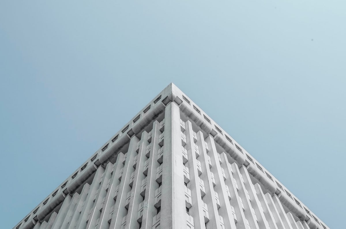 APP下载-利雅得胜利晒队内庆祝马内非洲杯夺冠，C罗为他切蛋糕